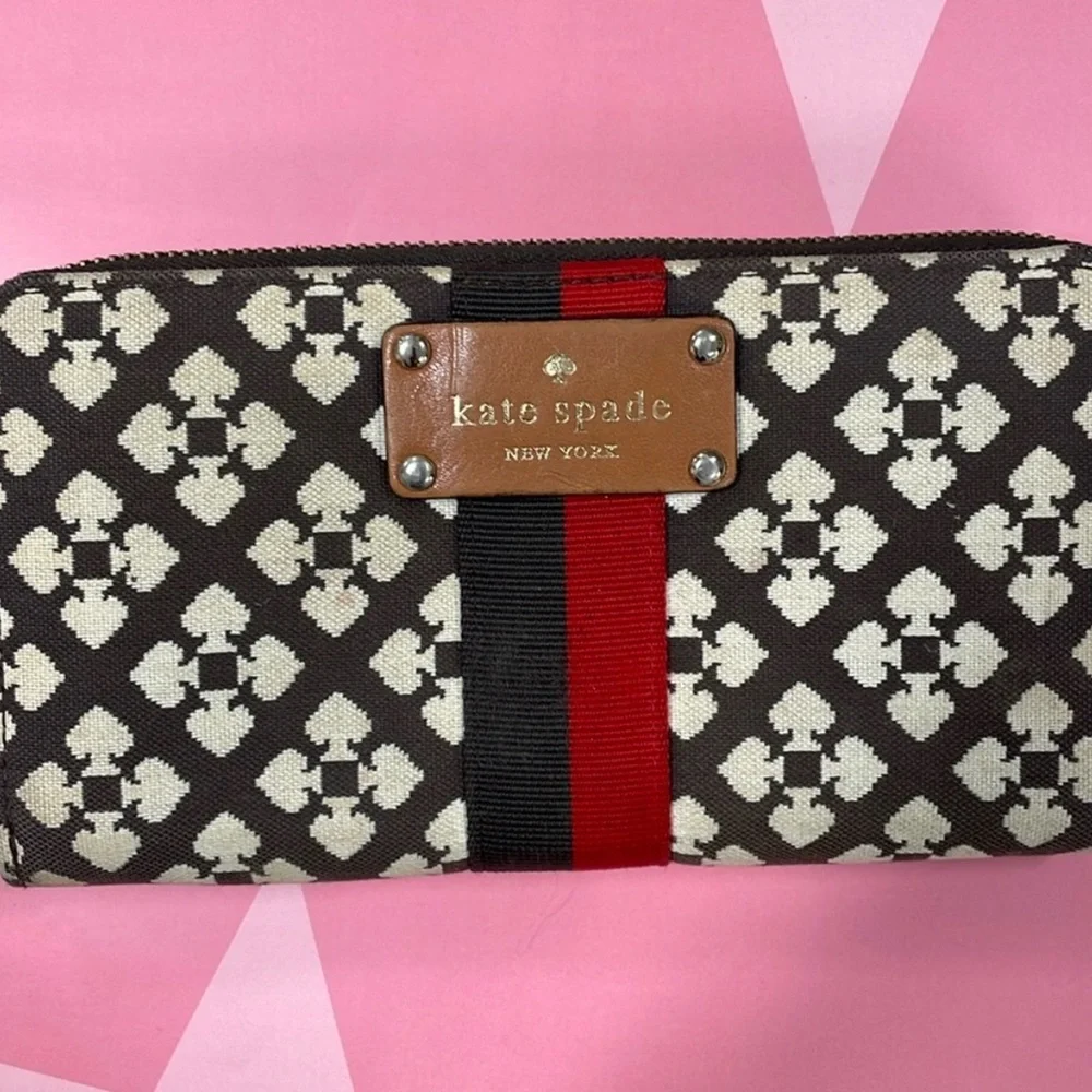 Kate Spade Cream & Red Wallet